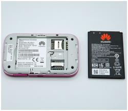 3G / 4G Wi-Fi роутер Huawei e5577-321 с двумя антеннами TS9. Работает со всеми сим картами. Дисплей /  экран для отображения доп. информации