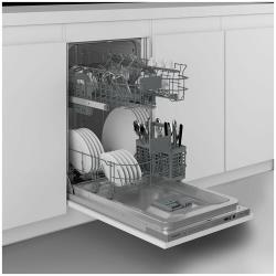 Встраиваемая посудомоечная машина 45 см Hotpoint HIS 1D67