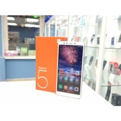 Смартфон Xiaomi Redmi 5