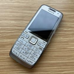 Смартфон Nokia E52, 1 SIM, белый