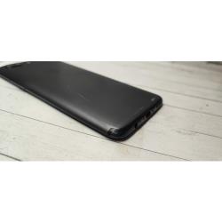 Смартфон OnePlus 5 6 / 64 ГБ Global, черный