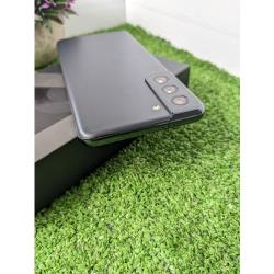 Смартфон Samsung Galaxy S21 5G 8 / 128 ГБ, Dual: nano SIM + eSIM, черный фантом