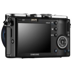 Фотоаппарат Samsung NX100 Kit