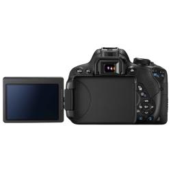 Зеркальный фотоаппарат Canon EOS 700D Kit