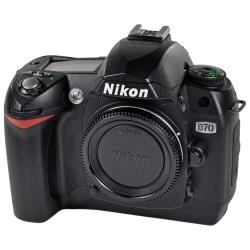 Фотоаппарат Nikon D70 Body